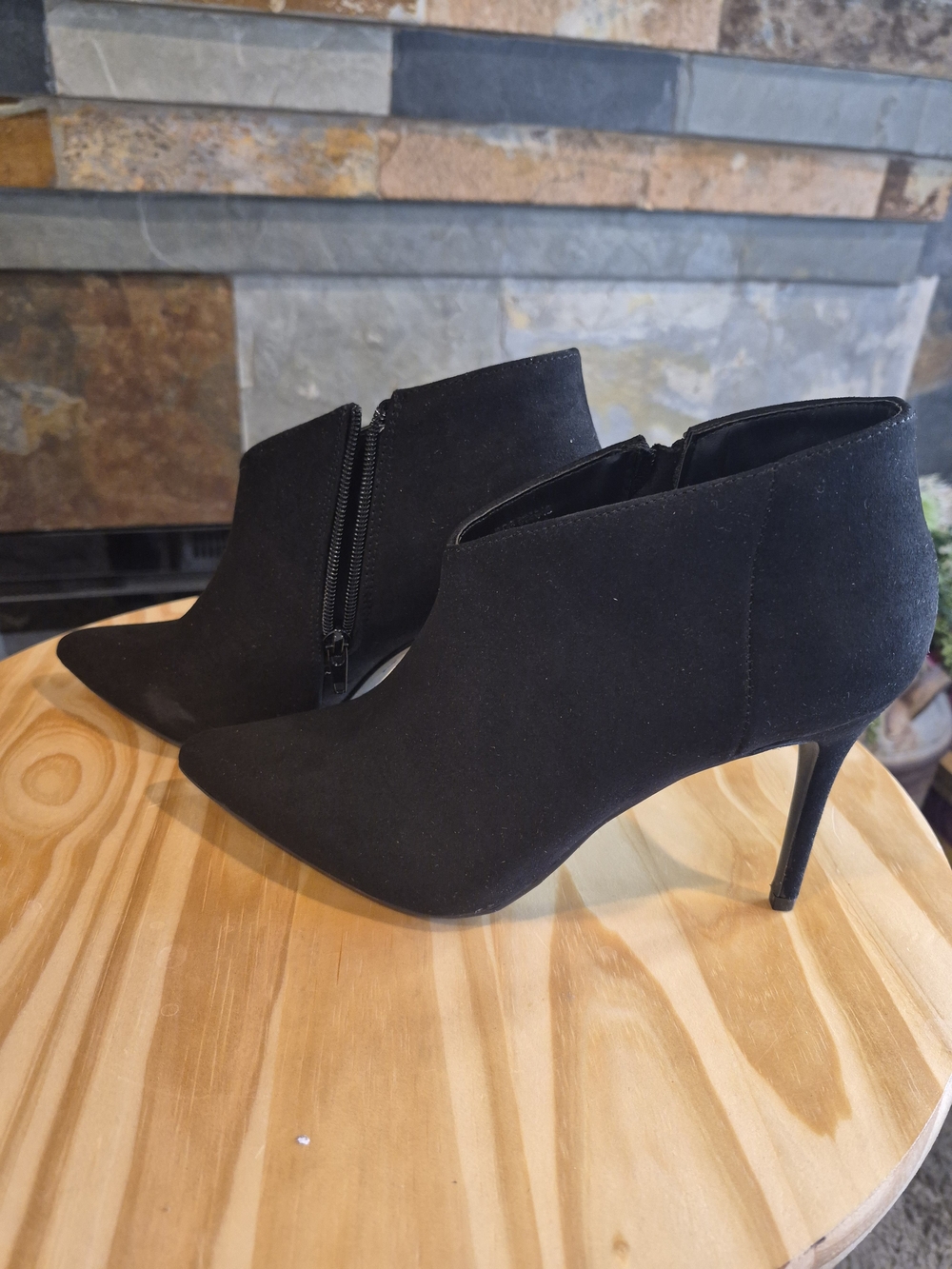 Journee Collection Demmi Black Suede Stiletto Bootie - Picture 5 of 7